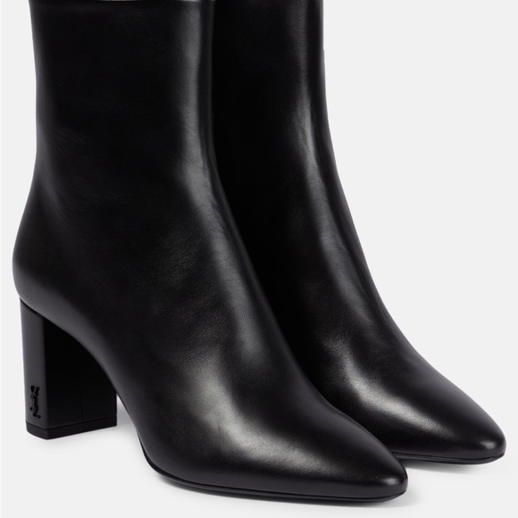 Yves Saint Laurent Shoes - Saint Laurent
Lou Leather Ankle Booties